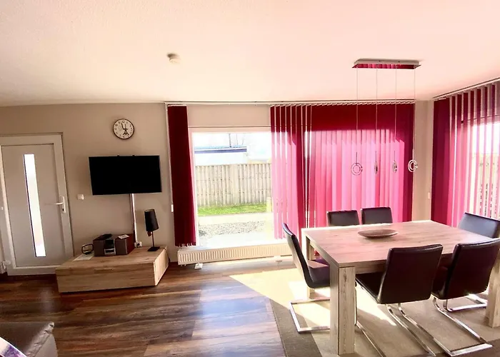 Vislust Modernes Holzhaus Am Ijsselmeer Mit Eigenen Steg * Wervershoof