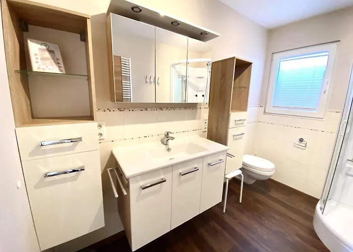 Vislust Modernes Holzhaus Am Ijsselmeer Mit Eigenen Steg Vakantiehuis Wervershoof